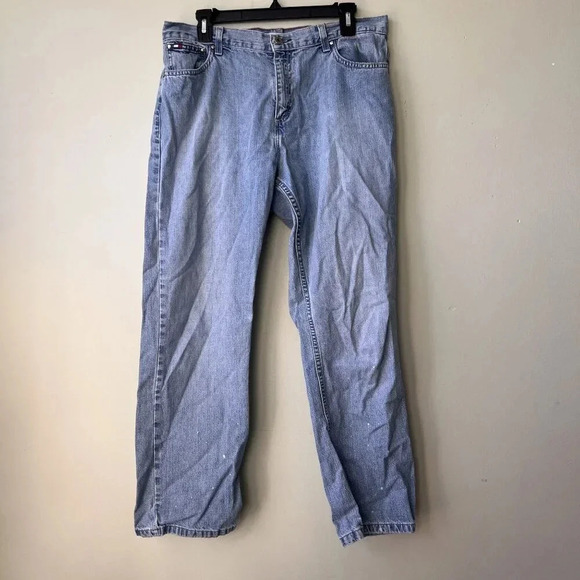 Tommy Hilfiger womens Classic Fit Light‎ Blue Jeans Size 32 - Picture 1 of 4